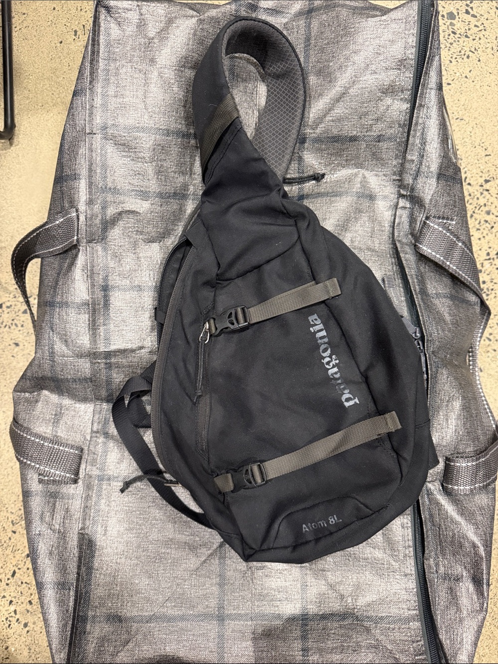Patagonia Black Atom SL Sling Backpack